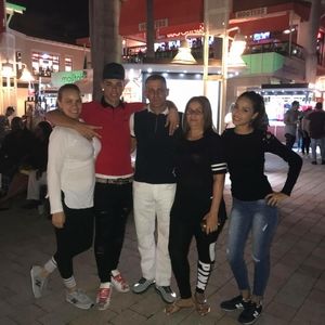 Meet your Posher, Yamirys